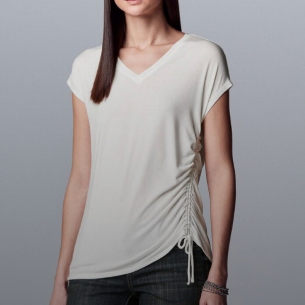 2/$20 NWT Vera Wang Wrinkle Resistant Tee L
